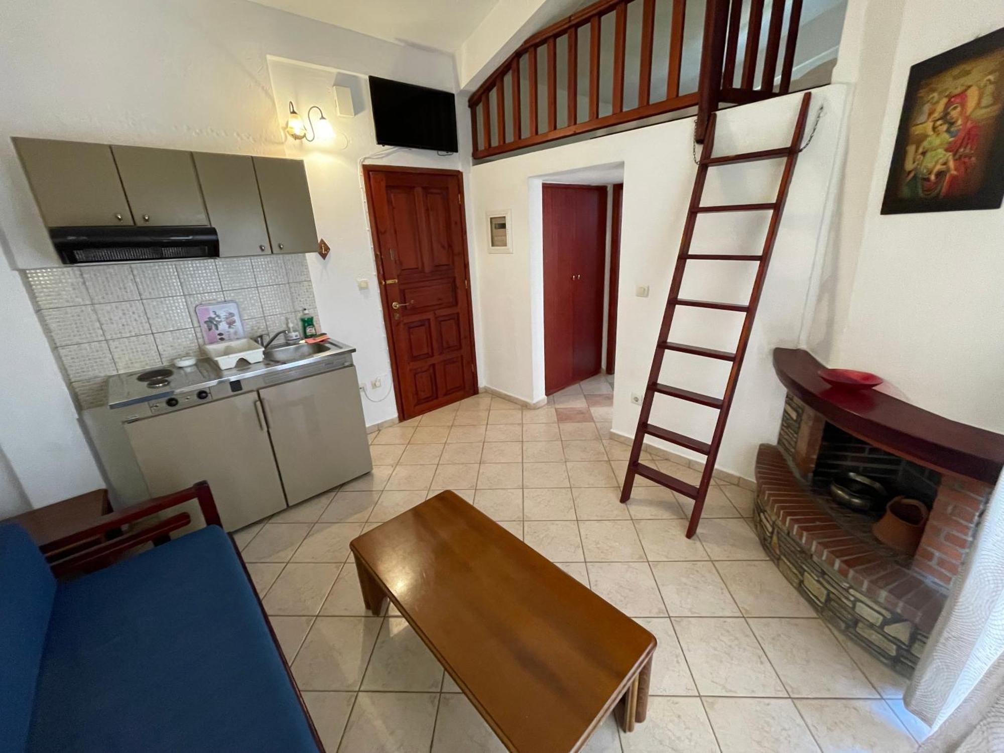 Galazia Akti Seaside Apartments Nikíti Rom bilde