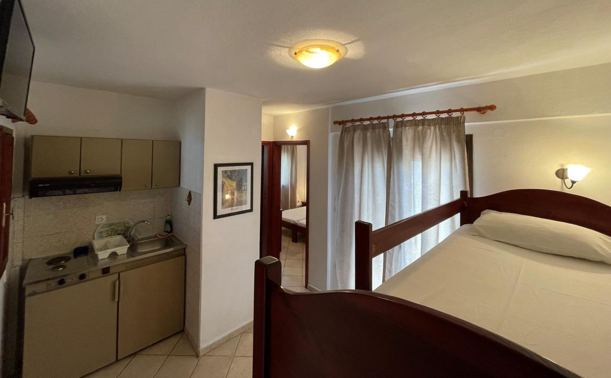Galazia Akti Seaside Apartments Nikíti Rom bilde